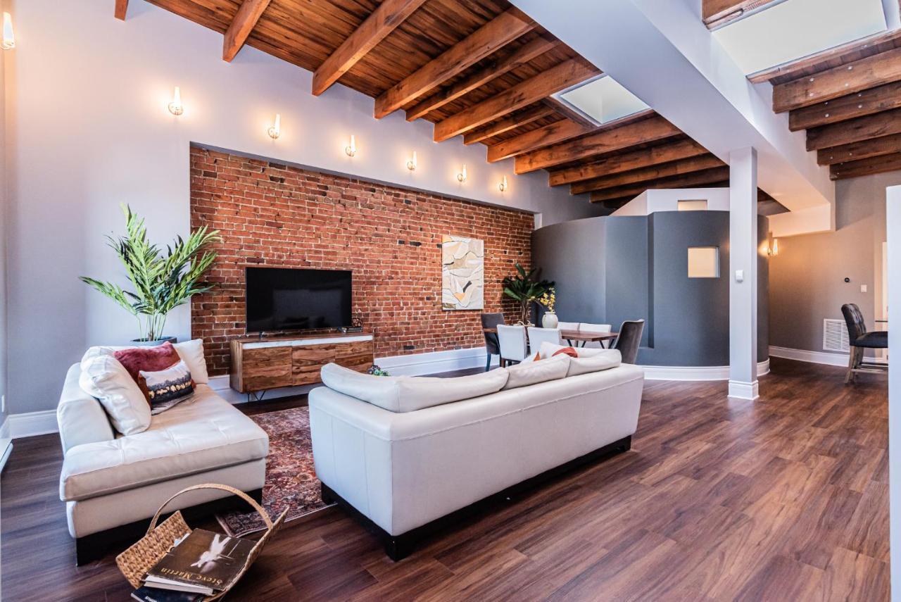 Family Friendly 3-Bedroom Beauty In Le Plateau By Denstays Монреаль Экстерьер фото