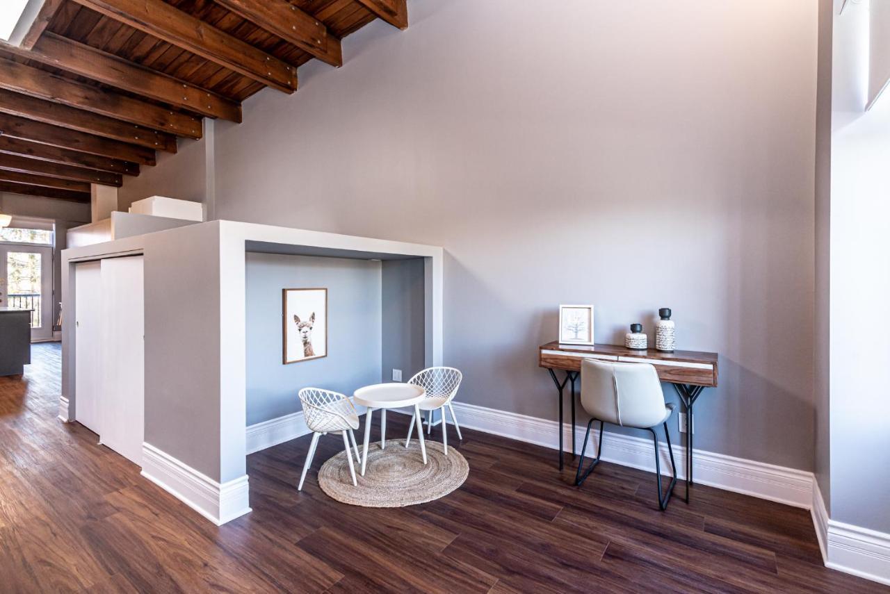Family Friendly 3-Bedroom Beauty In Le Plateau By Denstays Монреаль Экстерьер фото
