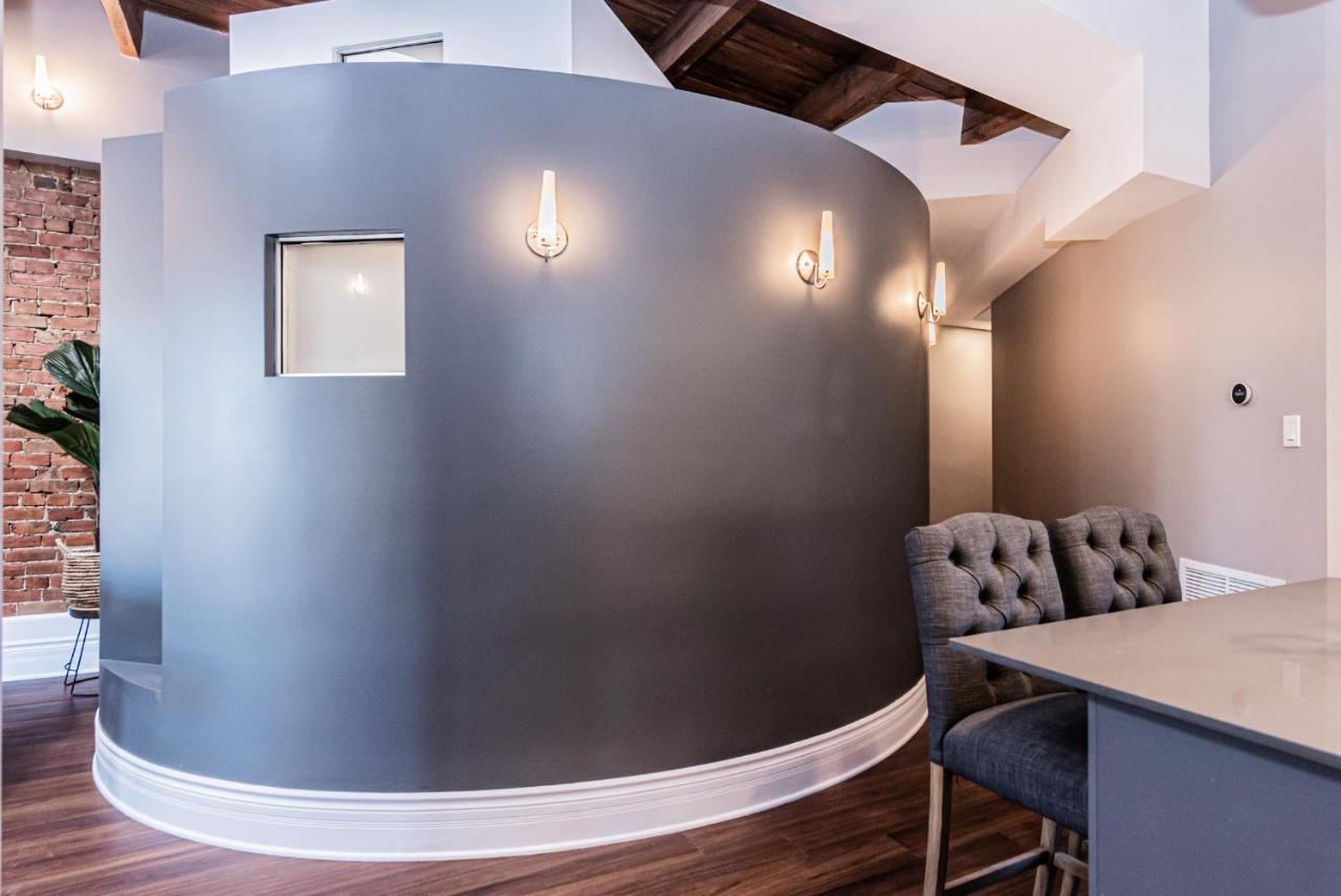 Family Friendly 3-Bedroom Beauty In Le Plateau By Denstays Монреаль Экстерьер фото